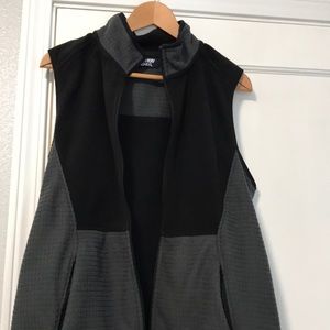 Lands’ End grey/ black fleece vest, size large